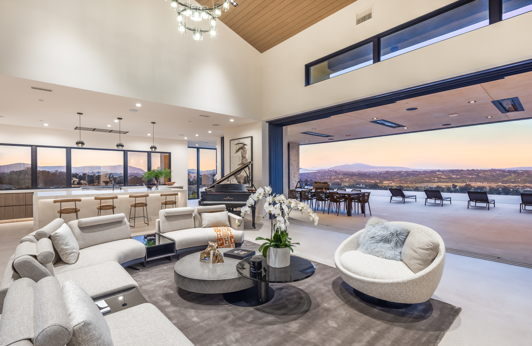 Contemporary living room opening onto a terrace in Rancho Santa Fe